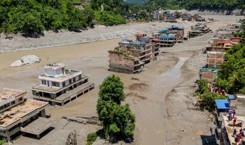 Banjir Bandang Nepal-China Picu 1.400 Orang Hilang