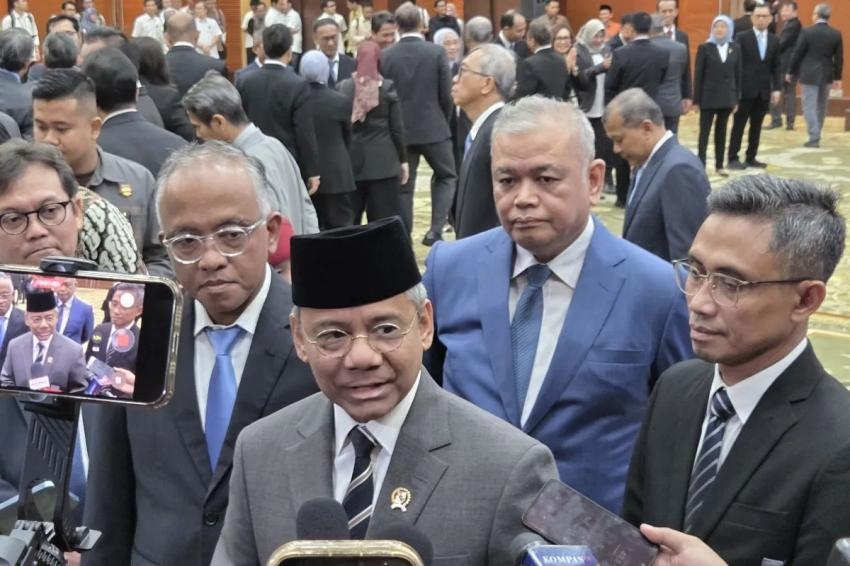 Menkeu Baru Lantik 14 Pejabat Kementerian Keuangan dan KSSK